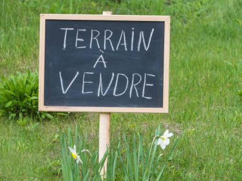 Terrains à vendre de 543 à 668 m²